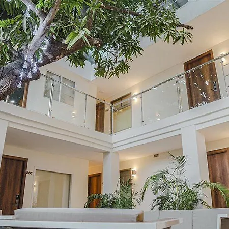 Royal Boutique Hotel 4*