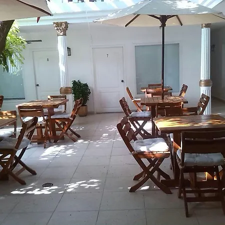 Royal Boutique Hotel 4*